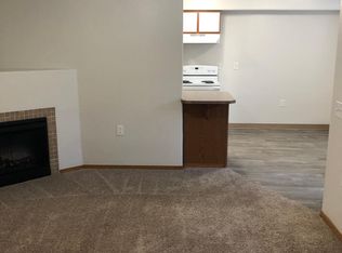 7680 SW 74th Ave #7, Portland, OR 97223