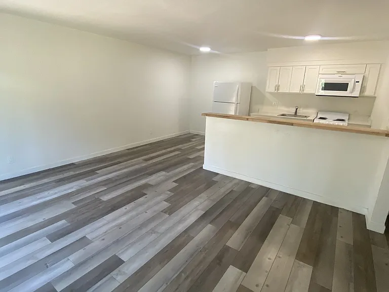 3671 Spruce Ave — Photo 1
