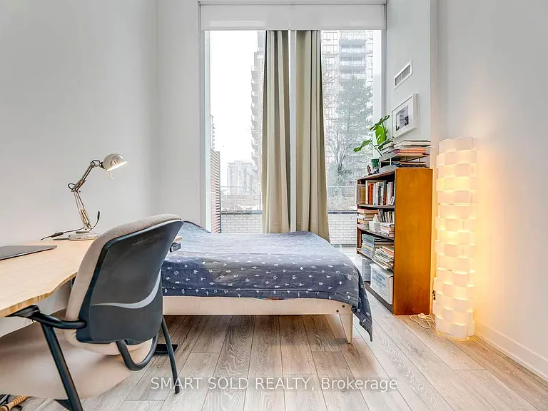 15 Holmes Ave #103 — Photo 5