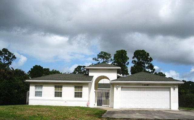2nd image of 13087 40th St N