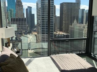 1 W Grand Ave, Chicago, IL 60654