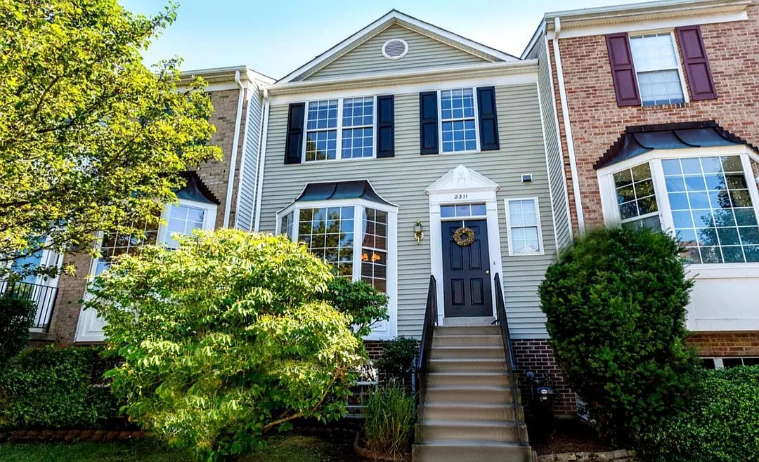 4 bed, 3.5 bath, 1888 sqft, $3,100 — Photo 1