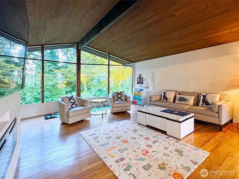 5th image of 4448 144th Avenue SE