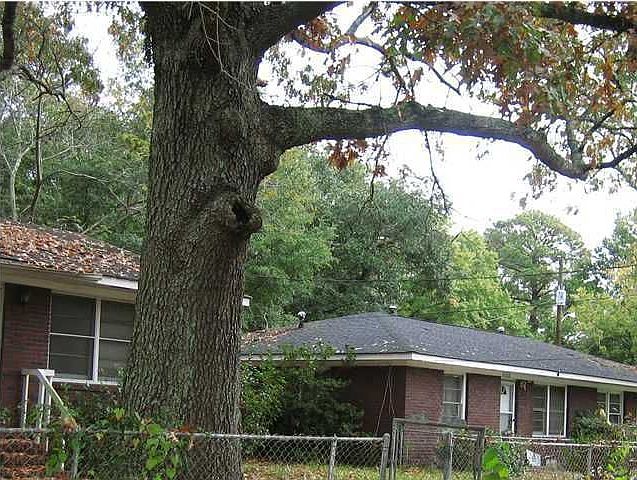 2nd image of 4322 Old Park Rd