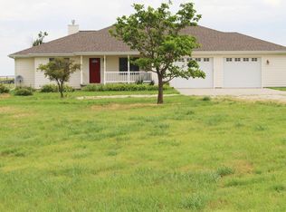 2006 Deer Trail Rd, Hays, KS 67601
