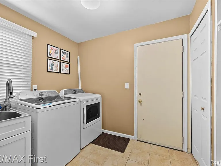 36010 Congress Rd — Photo 14