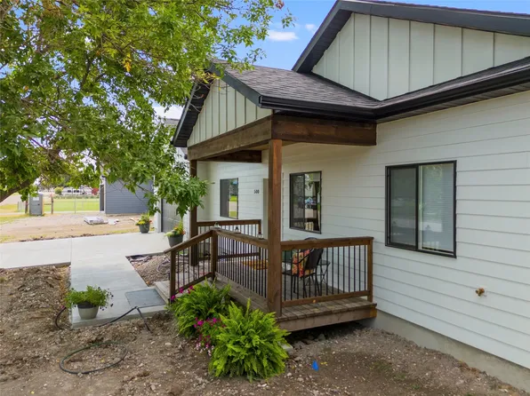 500 S Cedar St, Townsend, MT 59644