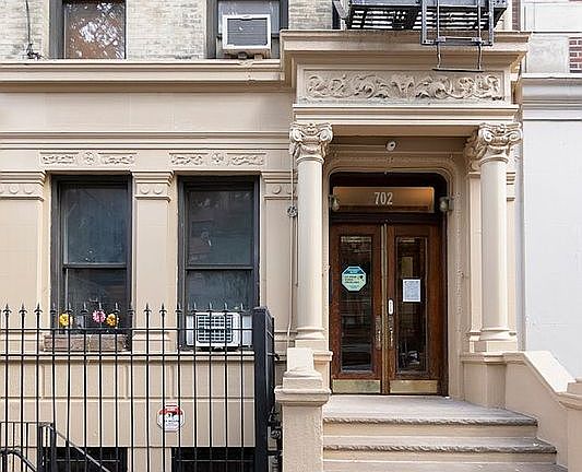 3rd image of 702 W End Ave APT 2B