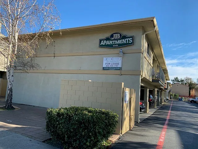 1141 E Foothill Blvd #1 — Photo 43
