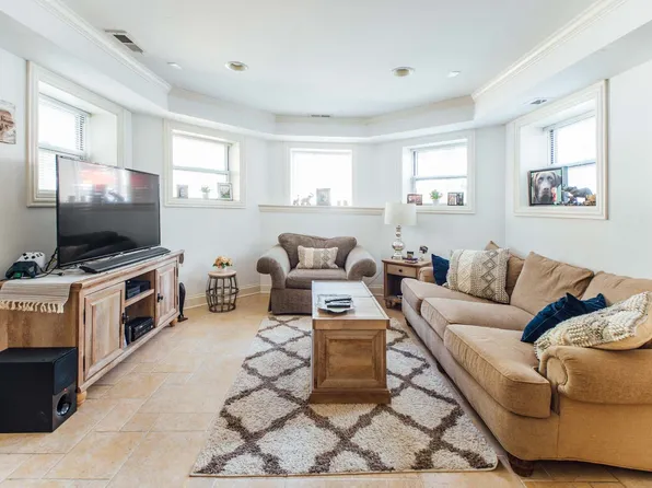 663 W Buckingham, 663 W Buckingham Pl #G, Chicago, IL 60657