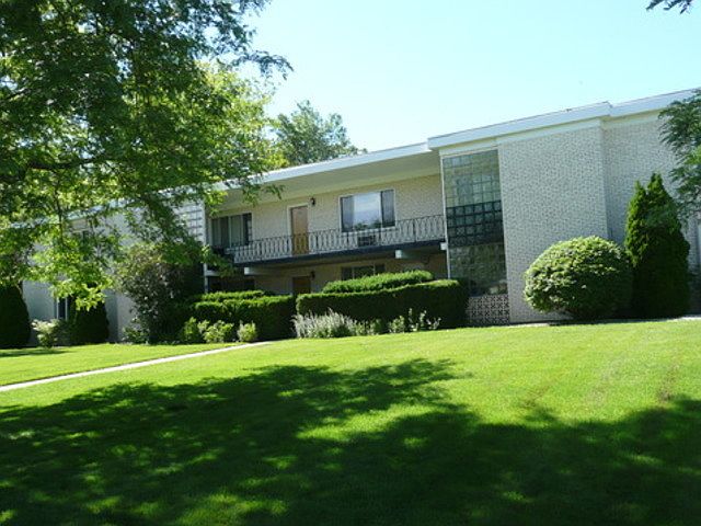 1st image of 505 Hyacinth Pl #505