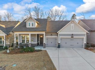 7076 Cottage Grove Dr, Flowery Branch, GA 30542