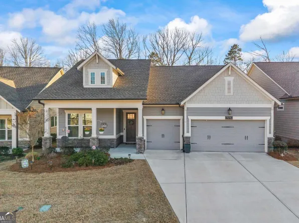 7076 Cottage Grove Dr, Flowery Branch, GA 30542