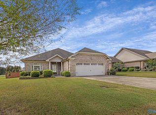 22974 Oakdale Ridge Ln, Athens, AL 35613