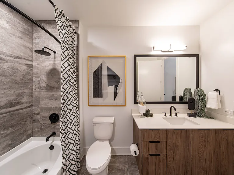 The Crescent Residences — Photo 13
