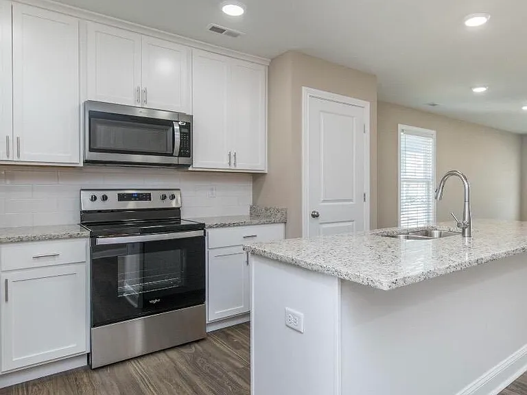 1143 Judah Bear Blvd — Photo 6