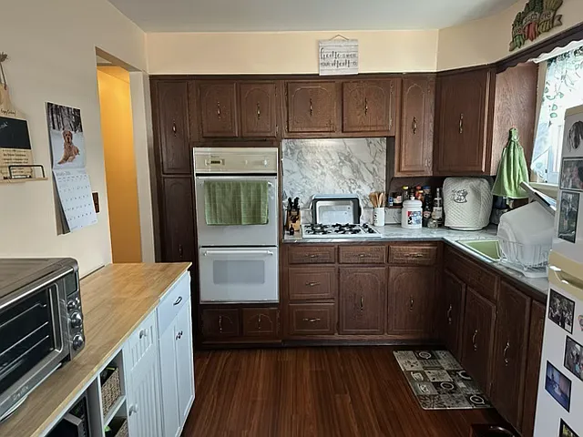 3 bed, $2,900 — Photo 2