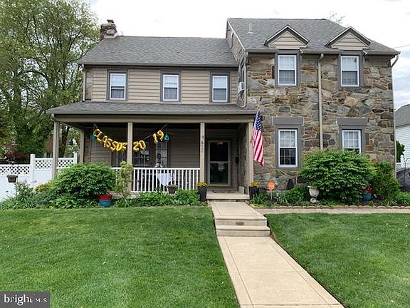 3rd image of 928 Lindale Ave