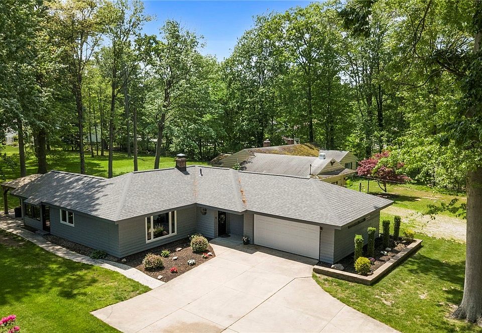 1st image of 25983 Hilliard Blvd
