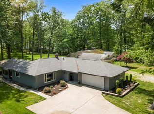 25983 Hilliard Blvd, Westlake, OH 44145