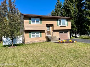 18 Broadway, Latham, NY 12110