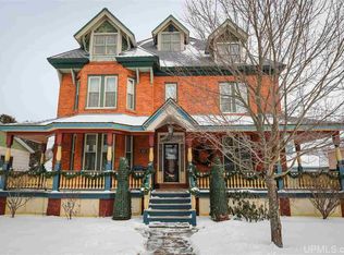 606 N 5th St, Ishpeming, MI 49849