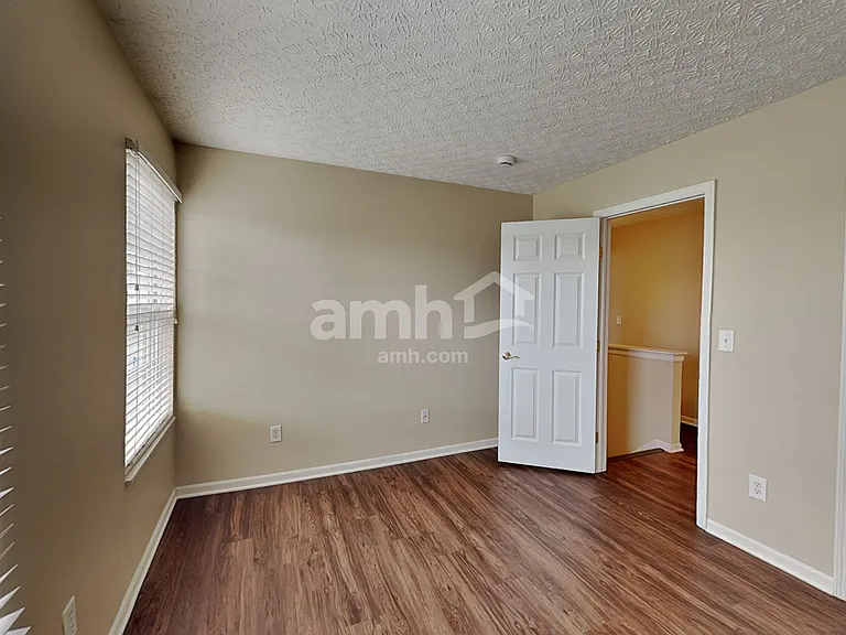 1124 Waterview Ct — Photo 14