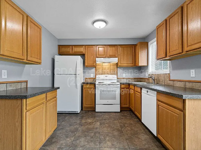 1423 E Lunceford Ln #2 — Photo 9