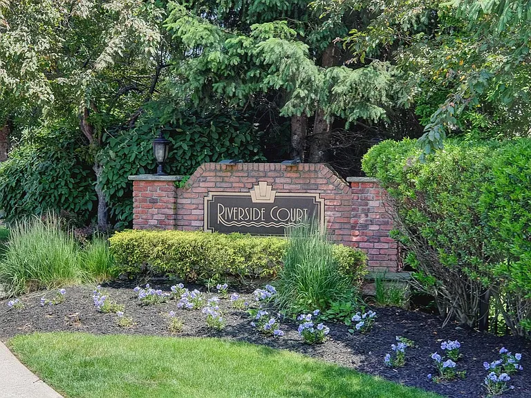 64 Mallard Pl — Photo 24