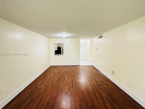 3rd image of 505 NW 177th St APT 131