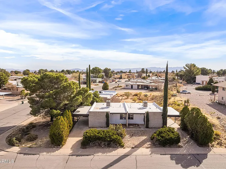 1280 Plaza Maria #B — Photo 13