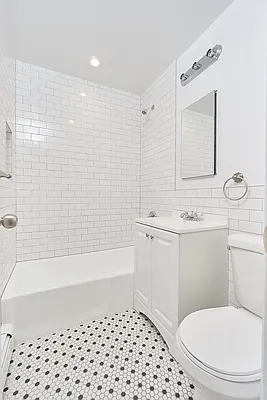 Rented by Compass | media 9