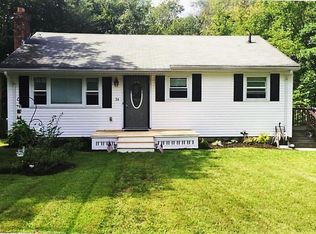 26 Winter St, Holbrook, MA 02343