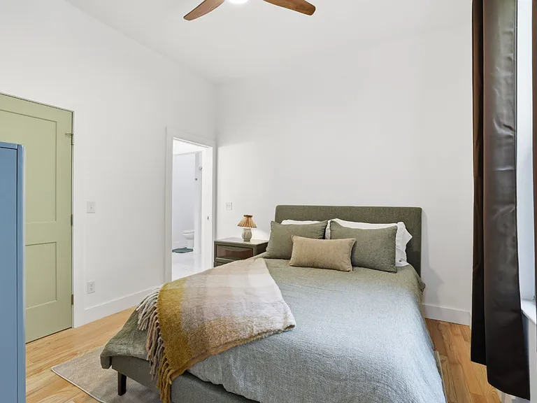 3556 Cottonwood Ln — Photo 11