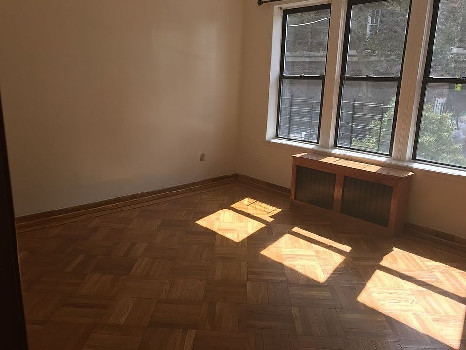 1st image of 1227 Ovington Ave APT 1