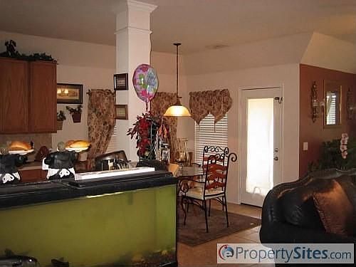 4th image of 2415 Maywood Run Ct