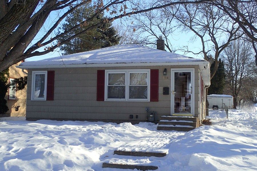 1st image of 304 Hazelwood St