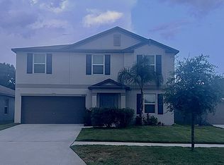 5464 Blue Azure Dr, Wimauma, FL 33598