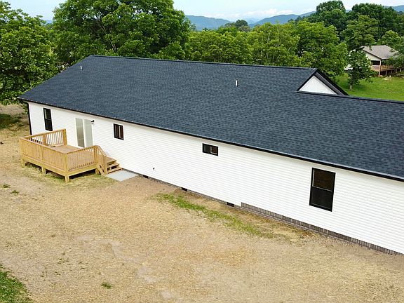 4th image of 1219 Paige Way