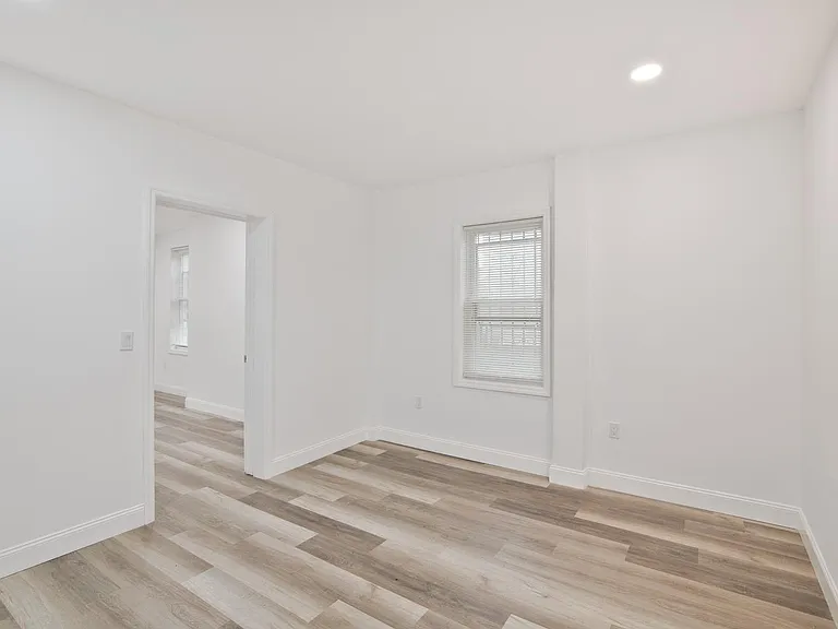 280 Forrest St #1 — Photo 12