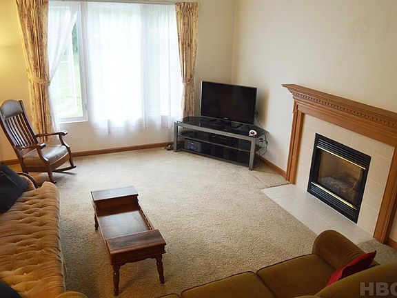 4th image of 1503 Plum Creek Dr