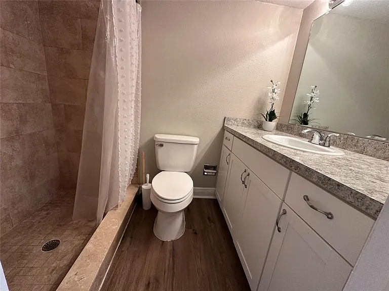 6060 Village Cir — Photo 15