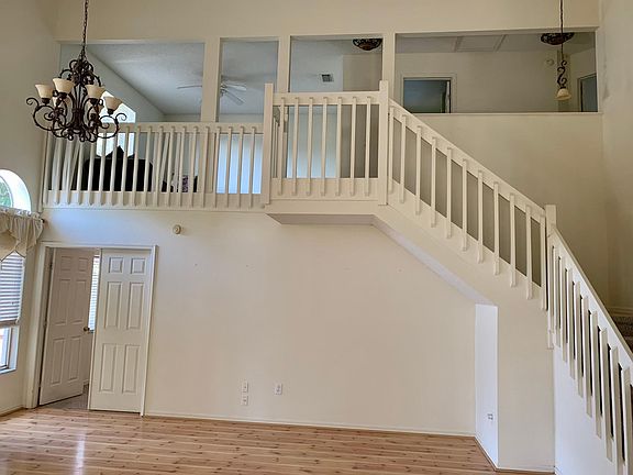 3rd image of 3017 Pine Forest Dr