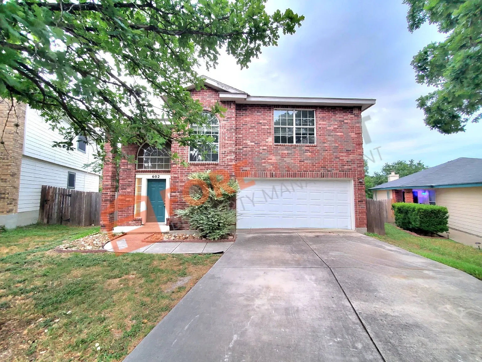 602 Leopard Hollow — Photo 1
