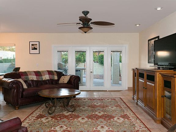 3rd image of 8040 N Casas Carmen
