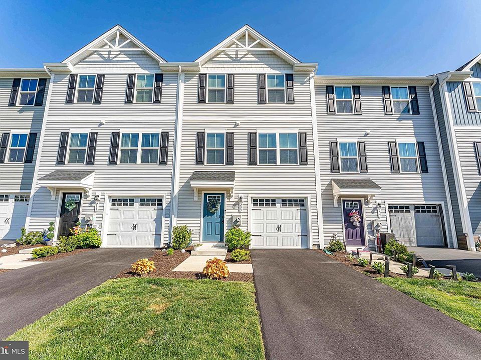 1st image of 235 Hamilton Ln