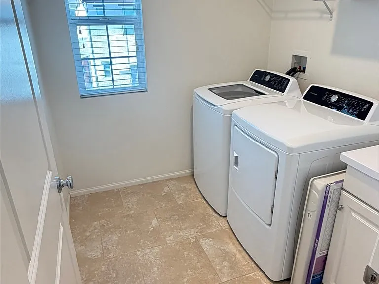 42688 Azure St — Photo 28