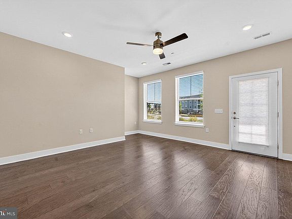 5th image of 207 Aaron Truehart Way #207