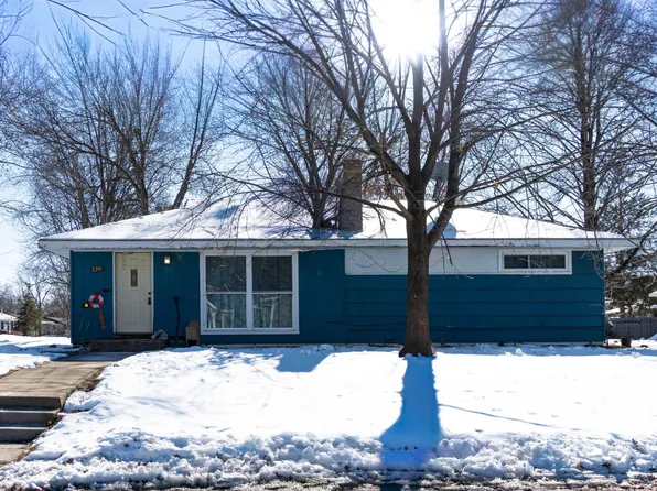 2201 54th Ave N, Brooklyn Center, MN 55430