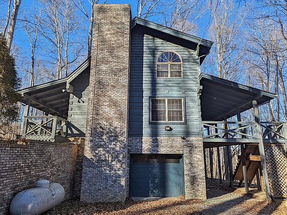 3rd image of 263 Twin Brook Dr #A